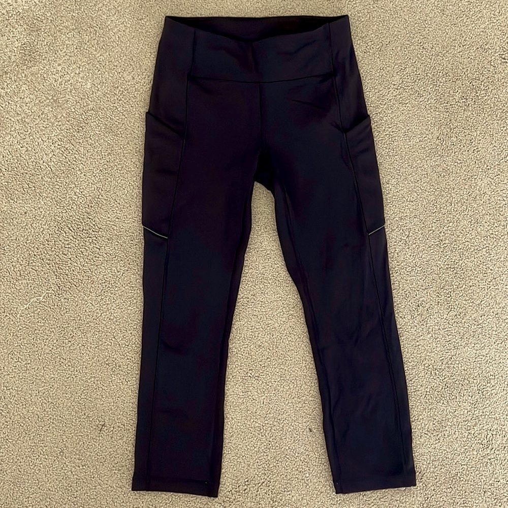 Lululemon Invigorate High-Rise Crop 23”